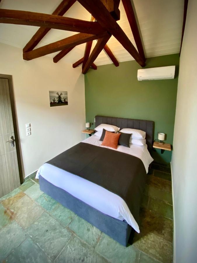 Villa Hylas Luxury Bed & Breakfast Kilada Bagian luar foto