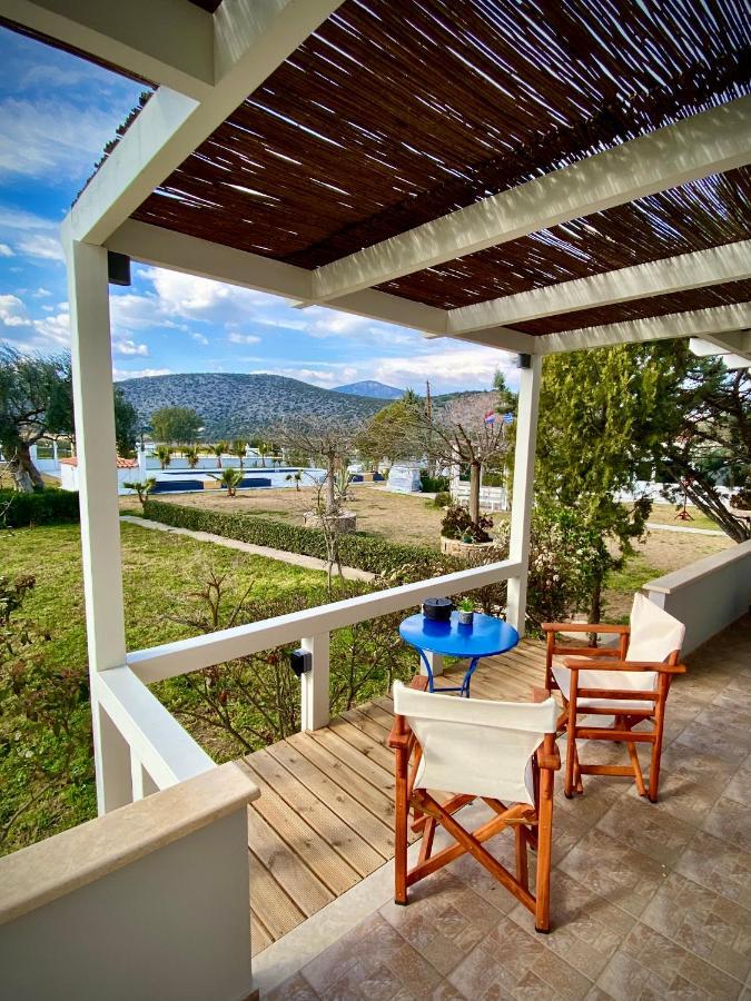 Villa Hylas Luxury Bed & Breakfast Kilada Bagian luar foto
