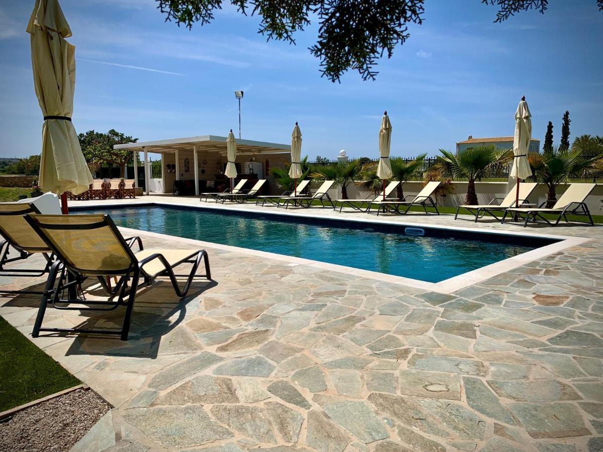 Villa Hylas Luxury Bed & Breakfast Kilada Bagian luar foto
